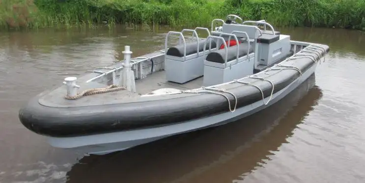 Kapal karet kaku kanggo didol