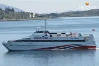 Katamaran kanggo didol