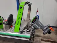 Kapal kerja kanggo didol