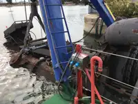 Kapal dredger kanggo didol