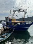 Kapal trawler kanggo didol