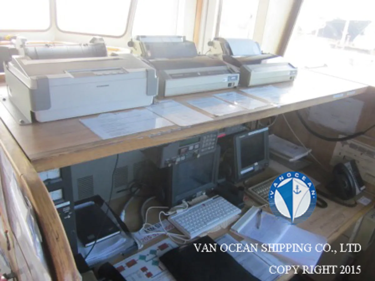 Kapal tanker minyak/bahan kimia kanggo didol