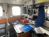 Kapal kerja kanggo didol