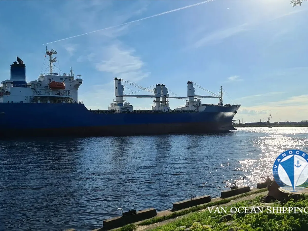 Kapal reefer kanggo didol