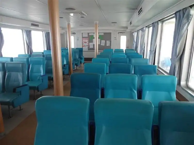 Kapal Ro-Ro kanggo didol