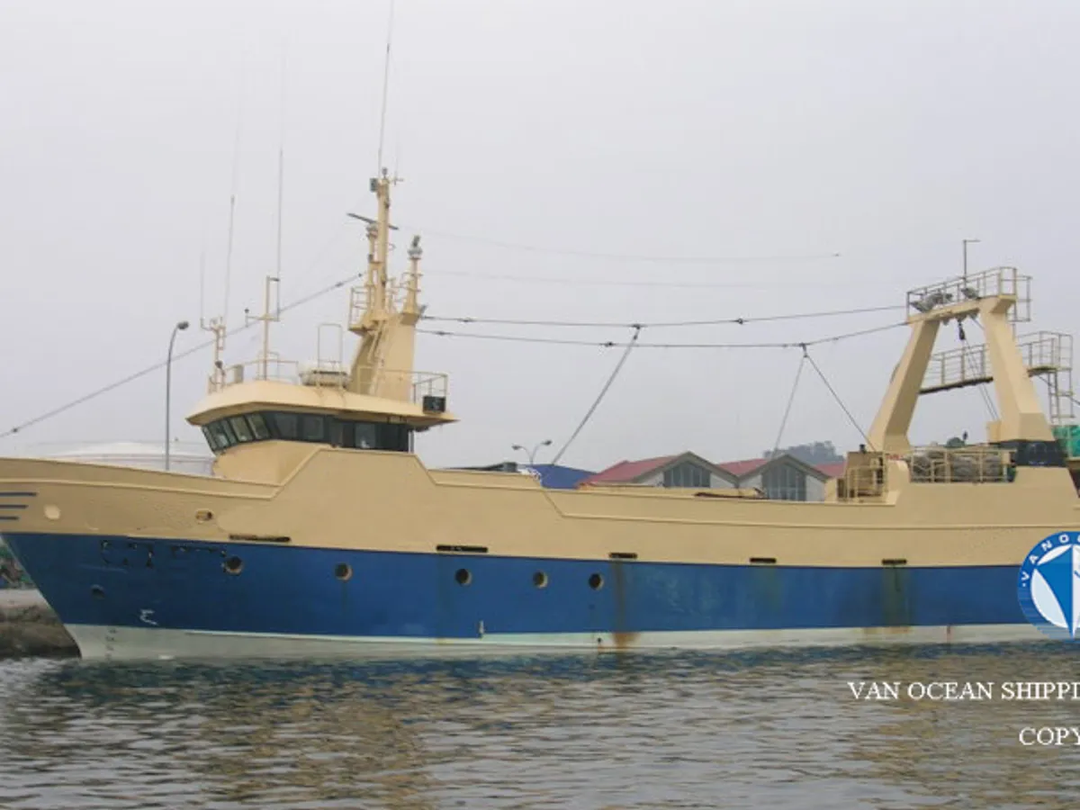 Kapal trawler kanggo didol