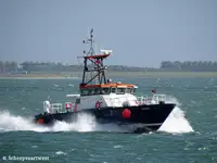 Kapal survei kanggo didol