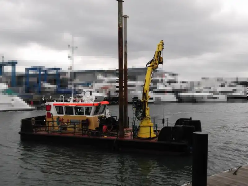 Kapal dredger kanggo didol