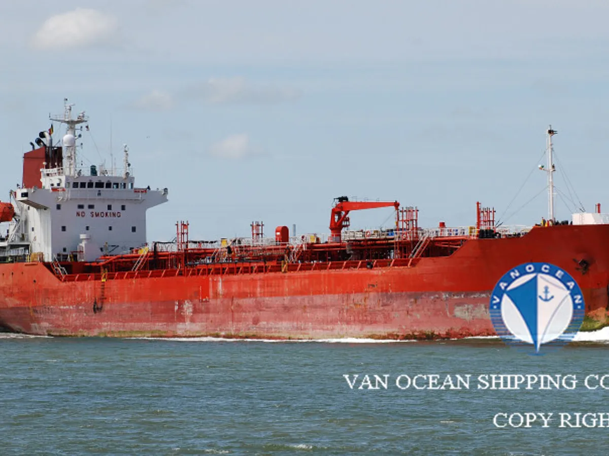 Kapal tanker minyak/bahan kimia kanggo didol