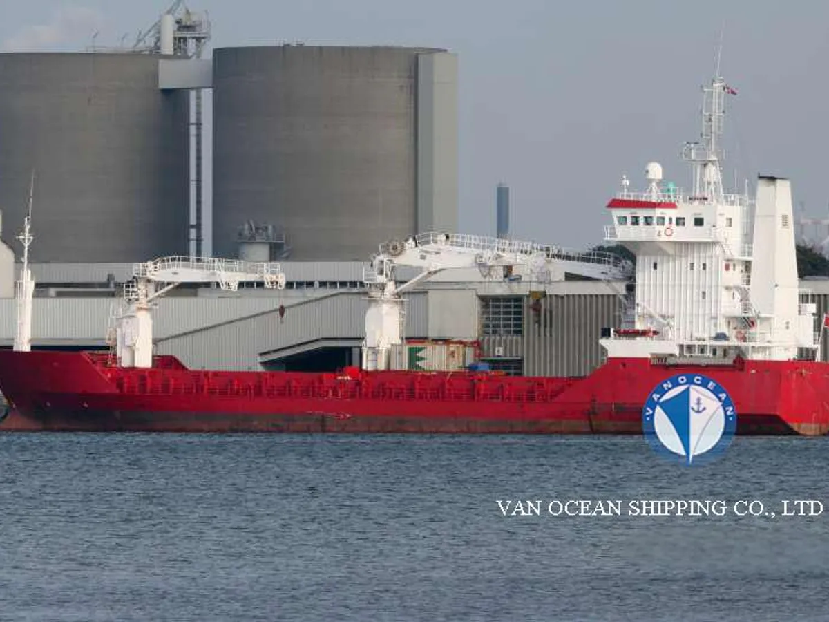 Kapal reefer kanggo didol