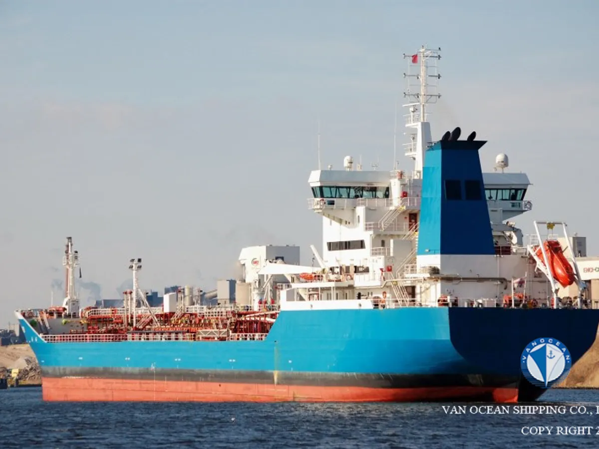 Kapal tanker minyak/bahan kimia kanggo didol