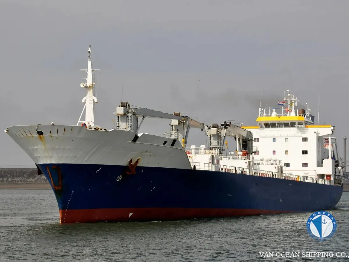 Kapal reefer kanggo didol