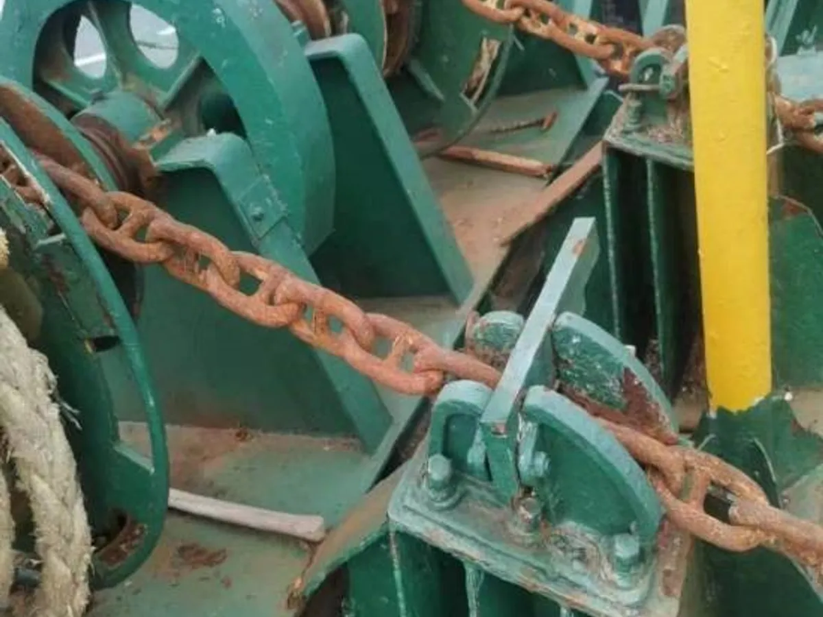 Kapal tanker minyak/bahan kimia kanggo didol