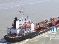 Kapal tanker minyak/bahan kimia kanggo didol