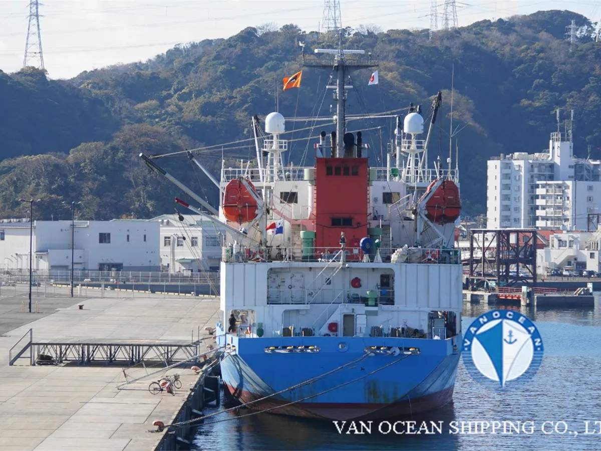 Kapal reefer kanggo didol