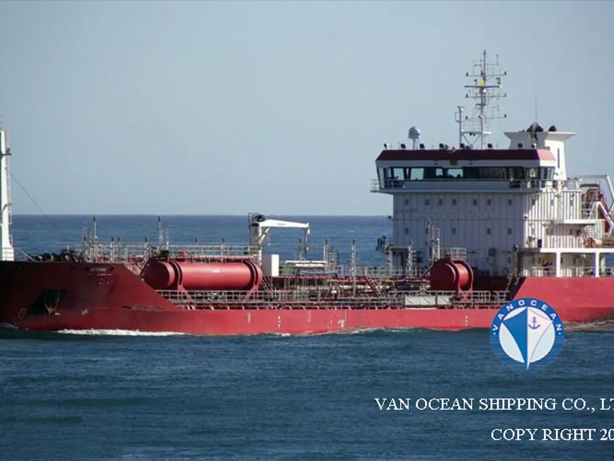 Kapal tanker minyak/bahan kimia kanggo didol