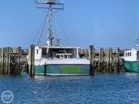 Kapal longliner kanggo didol