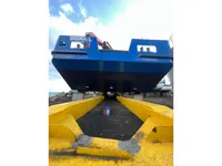 Kapal kontainer kanggo didol