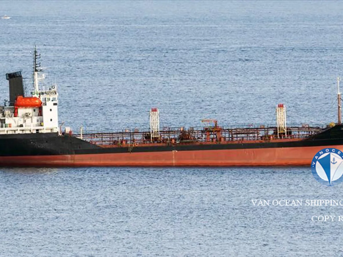 Kapal tanker minyak/bahan kimia kanggo didol