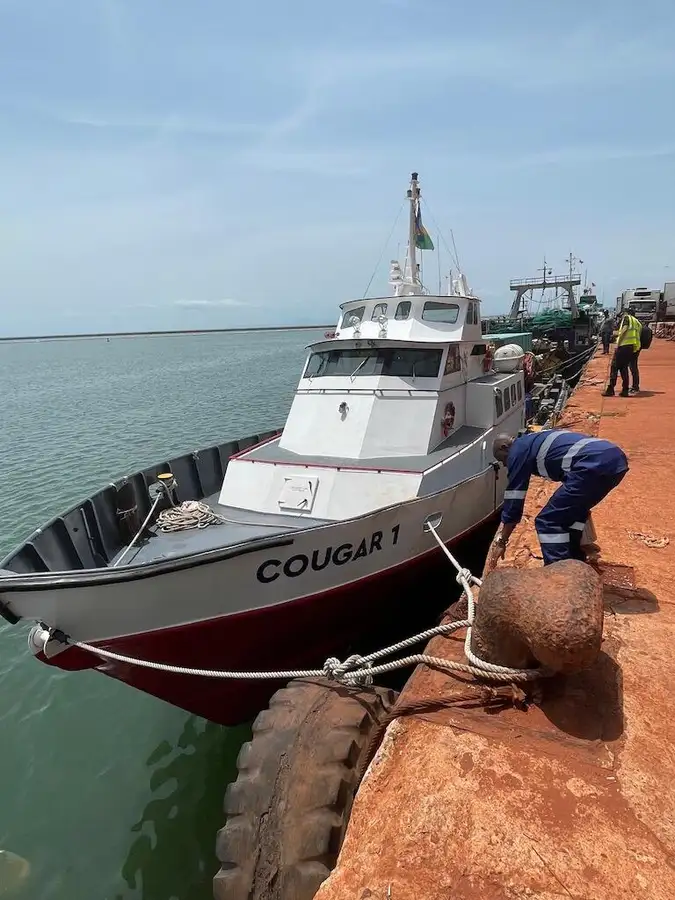 Kapal kontainer kanggo didol