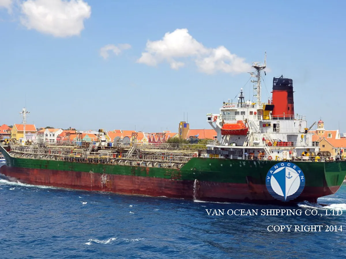 Kapal tanker minyak/bahan kimia kanggo didol