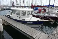 Kapal kerja kanggo didol
