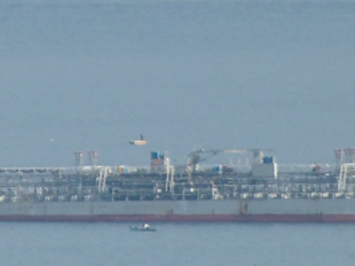 Kapal tanker minyak/bahan kimia kanggo didol