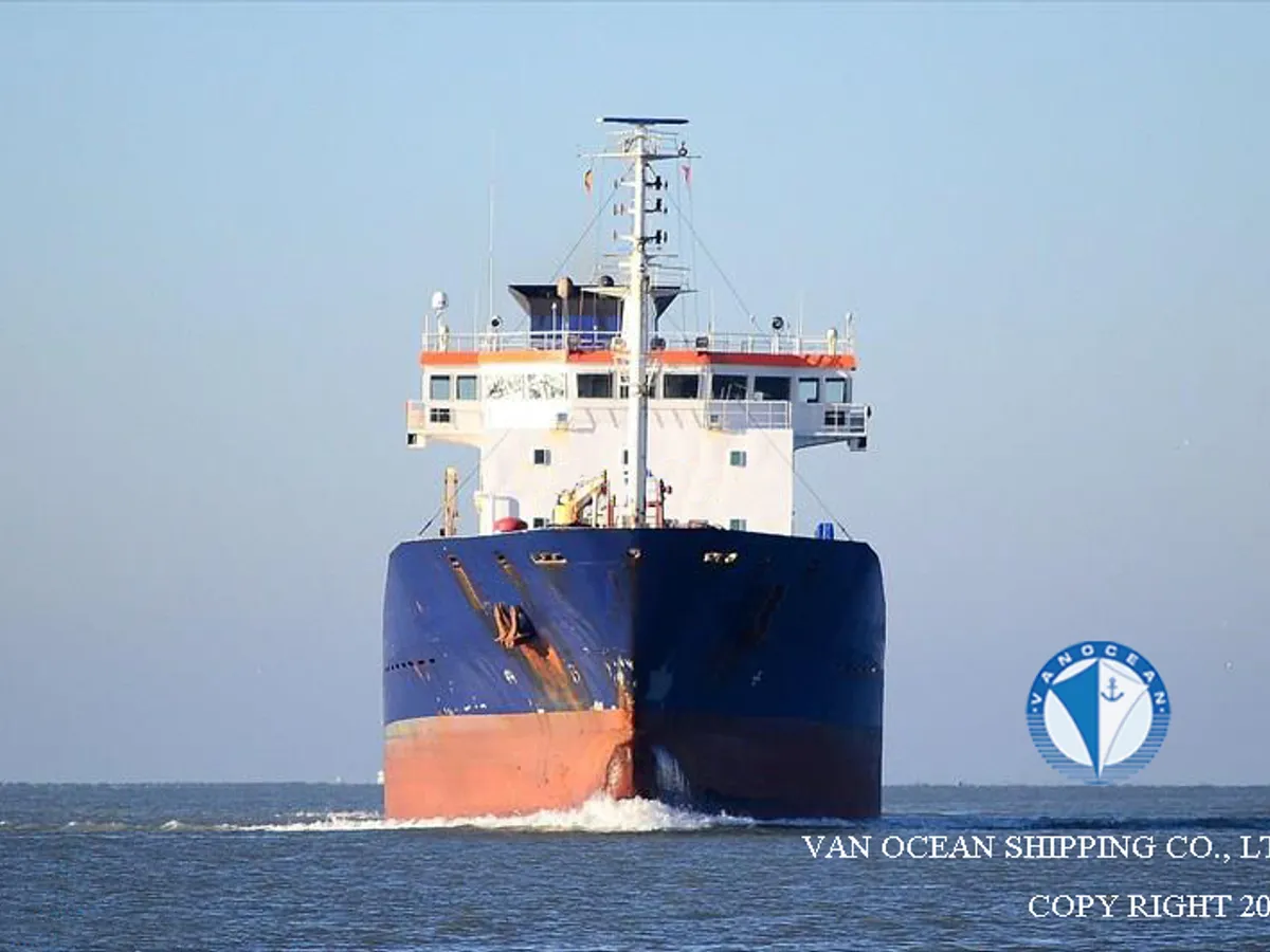 Kapal tanker minyak/bahan kimia kanggo didol