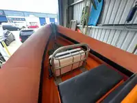 Kapal kerja kanggo didol