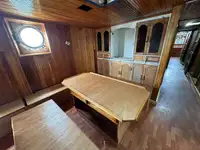 Kapal trawler kanggo didol