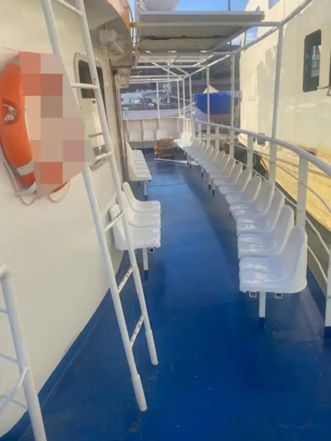 Kapal feri kanggo didol