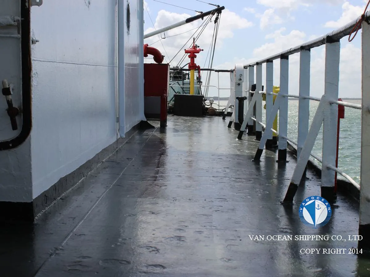 Kapal tanker minyak/bahan kimia kanggo didol