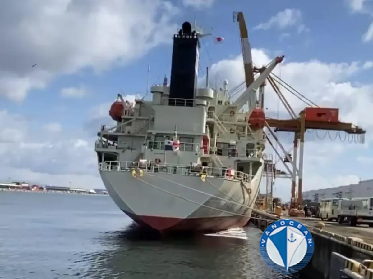 Kapal reefer kanggo didol