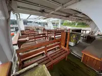 Kapal feri kanggo didol