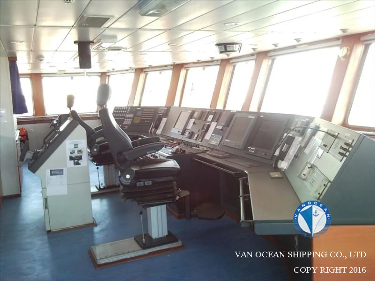 Kapal tanker minyak/bahan kimia kanggo didol