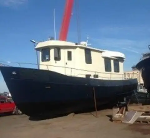Kapal trawler kanggo didol