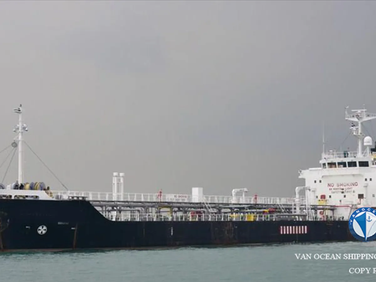Kapal tanker minyak/bahan kimia kanggo didol