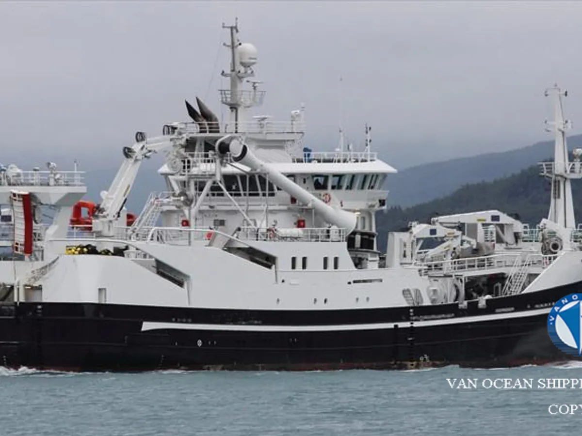 Kapal trawler kanggo didol