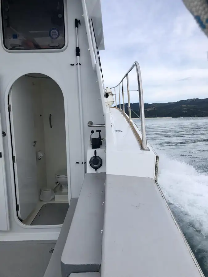 Kapal riset kanggo didol