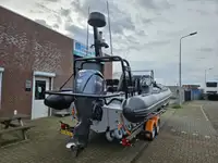 Kapal karet kaku kanggo didol