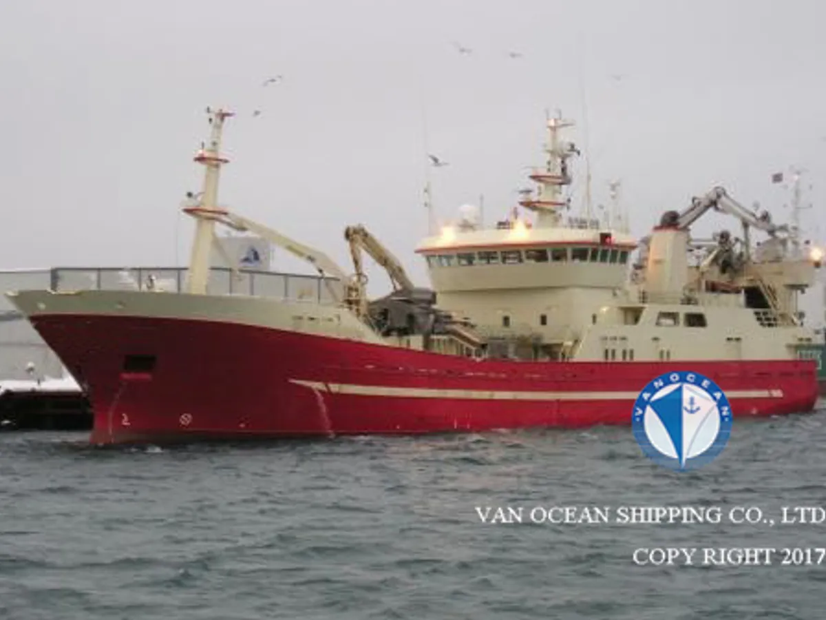 Kapal trawler kanggo didol