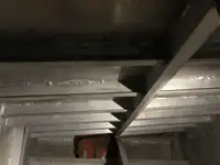 Kapal kontainer kanggo didol