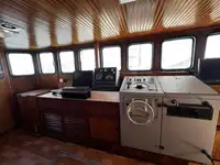 Kapal trawler kanggo didol
