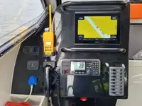 Kapal kontainer kanggo didol