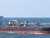 Kapal tanker minyak/bahan kimia kanggo didol
