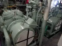 Kapal longliner kanggo didol
