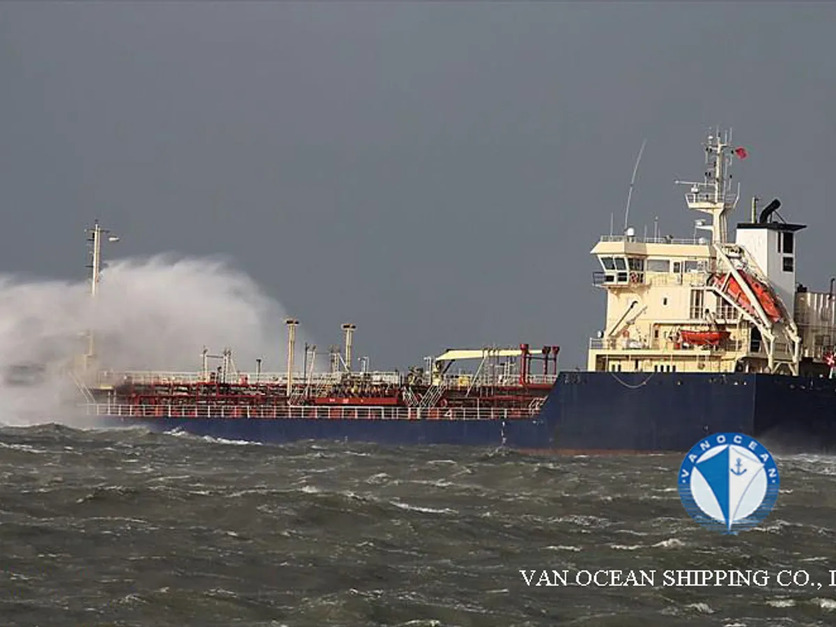Kapal tanker minyak/bahan kimia kanggo didol