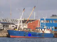 Kapal trawler berkas kanggo didol