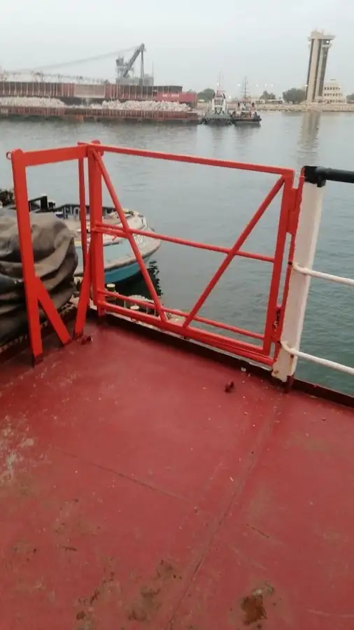 Kapal dredger kanggo didol