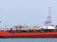 Kapal tanker minyak/bahan kimia kanggo didol